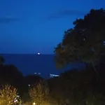 The Bay View - Your 瓦爾納